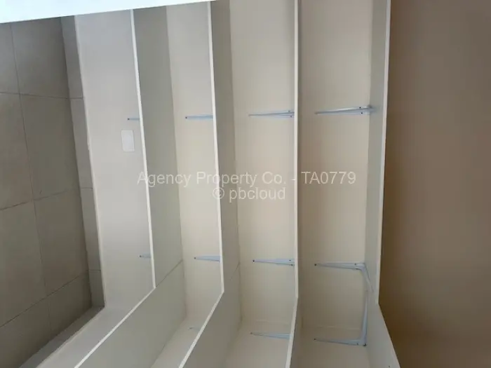 Townhouse/Cluster to Rent in Vainona, Harare