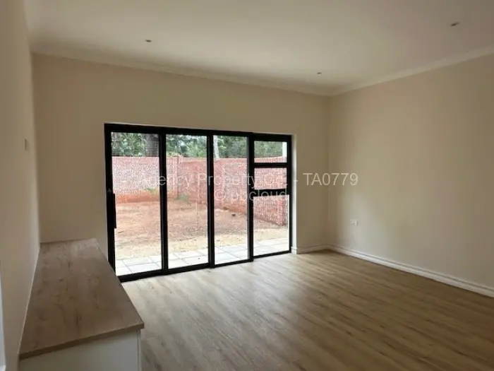Townhouse/Cluster to Rent in Vainona, Harare