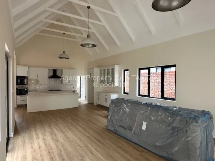 Townhouse/Cluster to Rent in Vainona, Harare