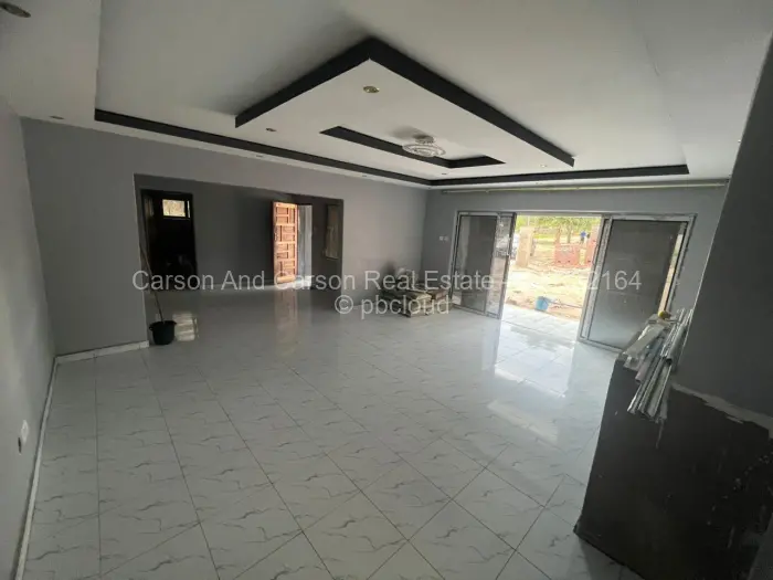 3 Bedroom House for Sale in Mainway Meadows, Harare