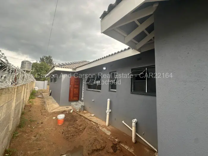 3 Bedroom House for Sale in Mainway Meadows, Harare