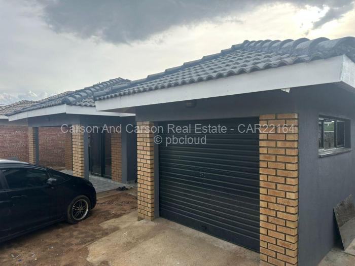 3 Bedroom House for Sale in Mainway Meadows, Harare