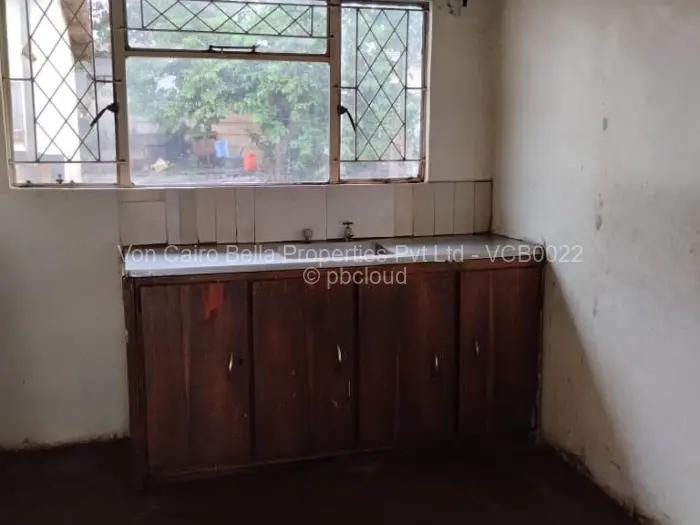 4 Bedroom House for Sale in Warren Park, Harare