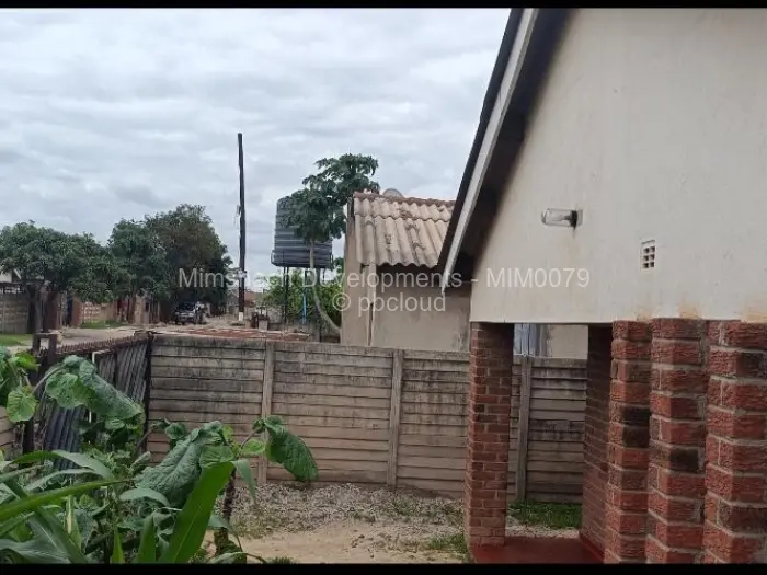 House for Sale in Glen View, Harare