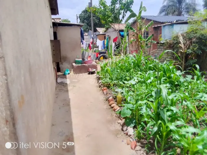 4 Bedroom House for Sale in Glen View, Harare