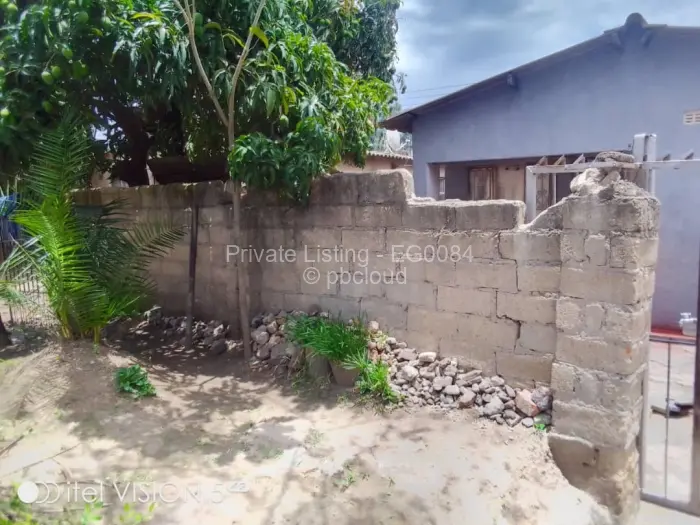 4 Bedroom House for Sale in Glen View, Harare