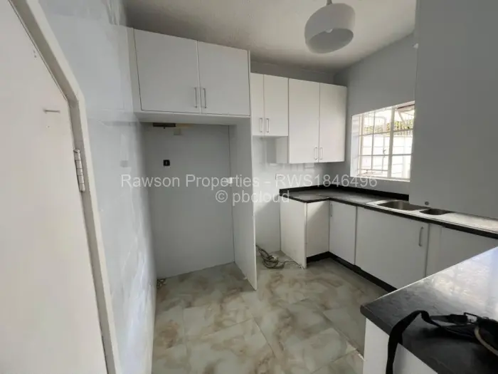2 Bedroom House to Rent in Avenues, Harare