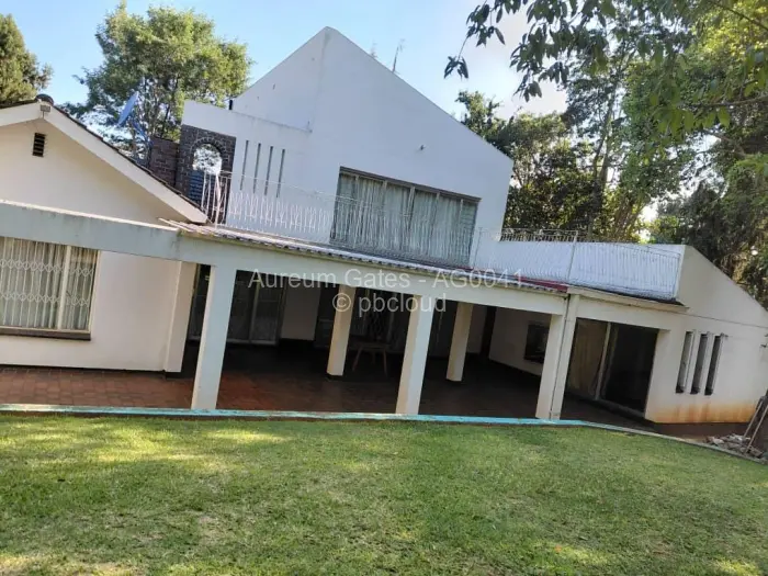 6 Bedroom House to Rent in The Grange