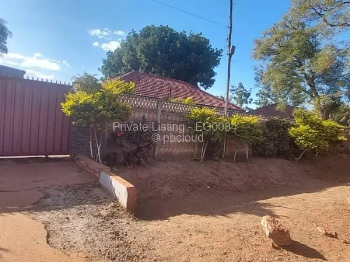 3 Bedroom House for Sale in Mabelreign, Harare