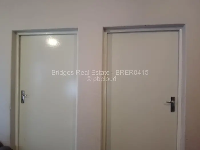 Flat/Apartment for Sale in Glen Norah, Harare