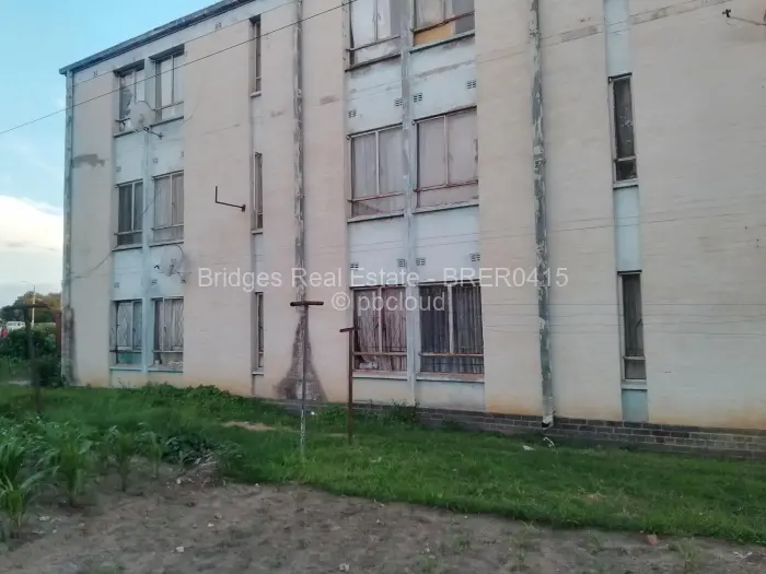 Flat/Apartment for Sale in Glen Norah, Harare