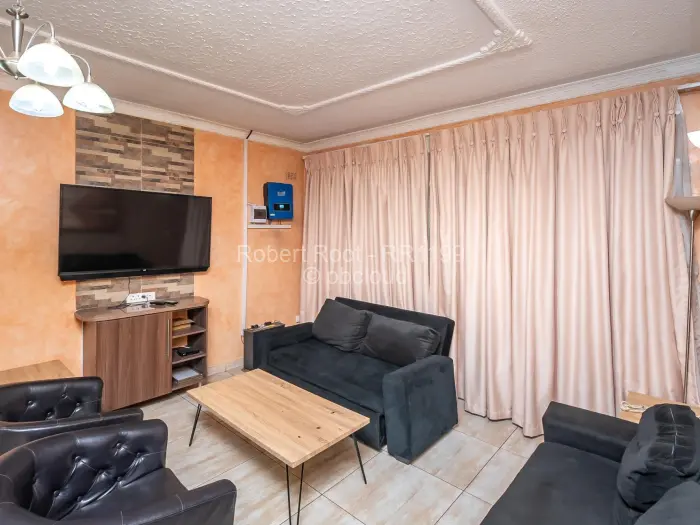 2 Bedroom Cottage/Garden Flat to Rent in Avondale West, Harare