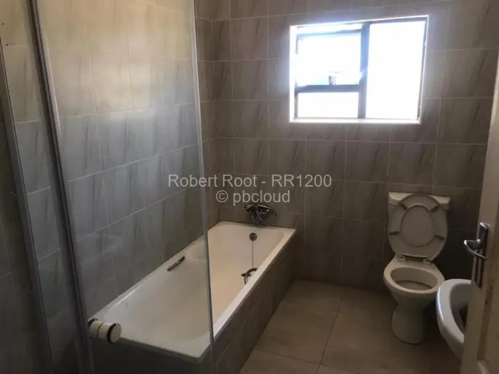 3 Bedroom House to Rent in Rockview, Harare