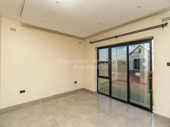 Townhouse/Cluster to Rent in Fairview, Harare