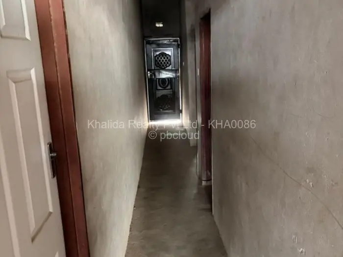 Retail/Shop for Sale in Chitungwiza, Chitungwiza