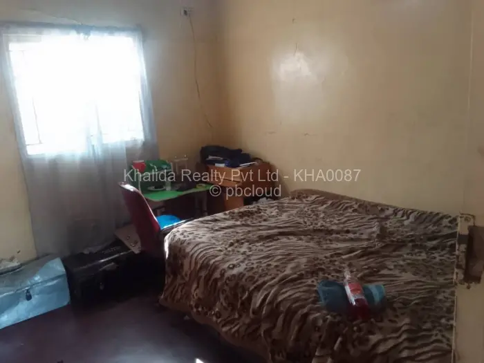 House for Sale in Chitungwiza, Chitungwiza