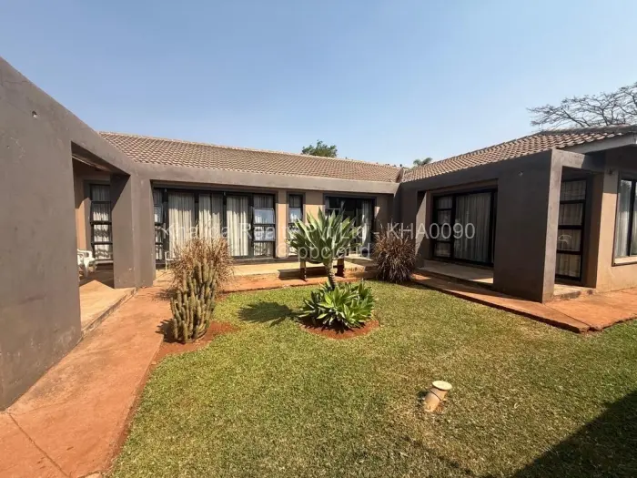 4 Bedroom House for Sale in Borrowdale, Harare