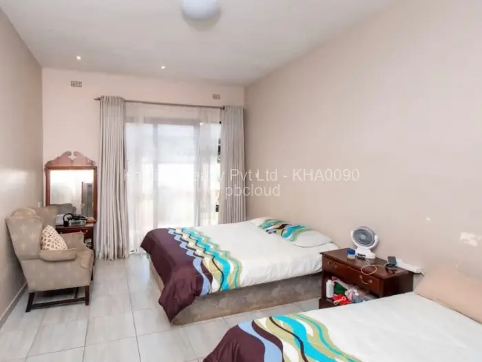 4 Bedroom House for Sale in Borrowdale, Harare