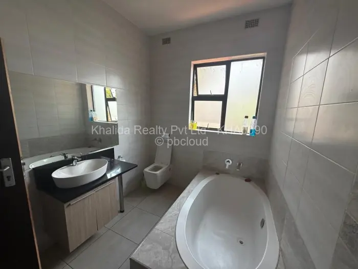 4 Bedroom House for Sale in Borrowdale, Harare