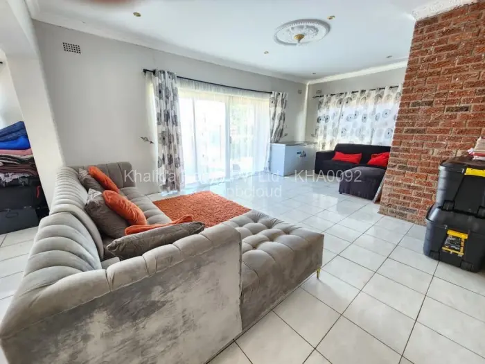 4 Bedroom House for Sale in Madokero Estates, Harare