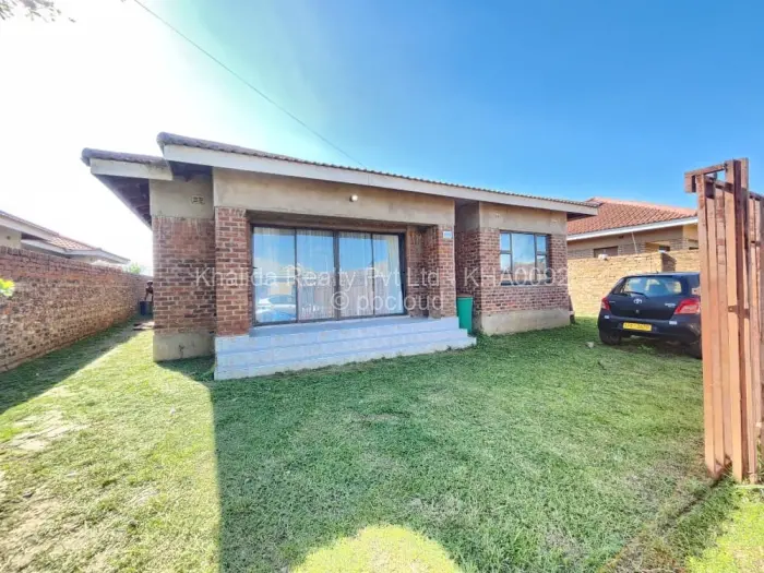 4 Bedroom House for Sale in Madokero Estates, Harare