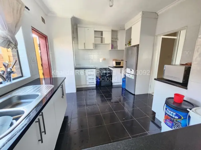 4 Bedroom House for Sale in Madokero Estates, Harare