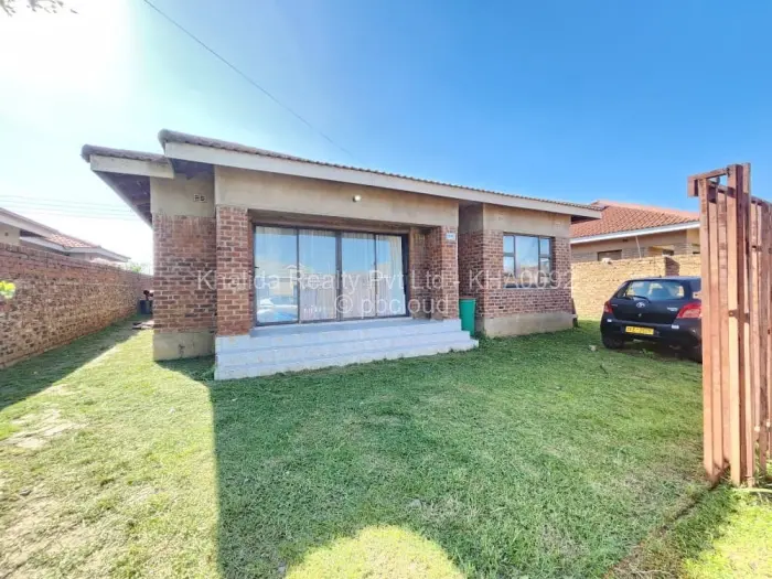 4 Bedroom House for Sale in Madokero Estates, Harare