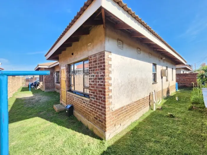 4 Bedroom House for Sale in Madokero Estates, Harare