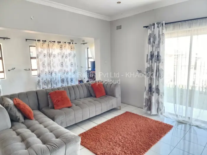 4 Bedroom House for Sale in Madokero Estates, Harare