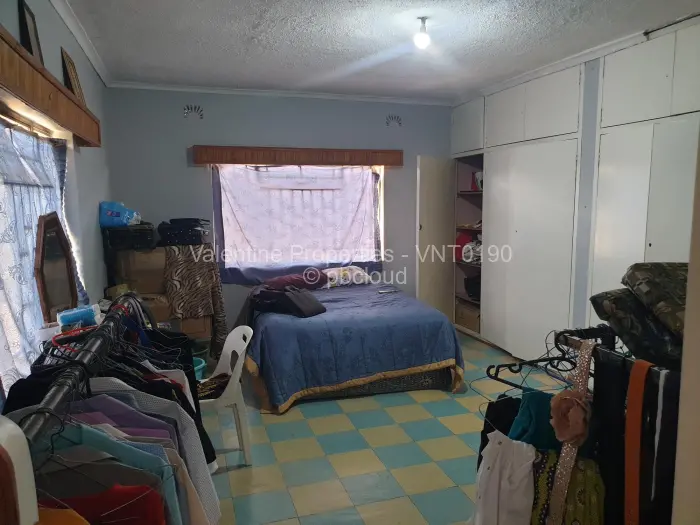 3 Bedroom House for Sale in Mainway Meadows, Harare