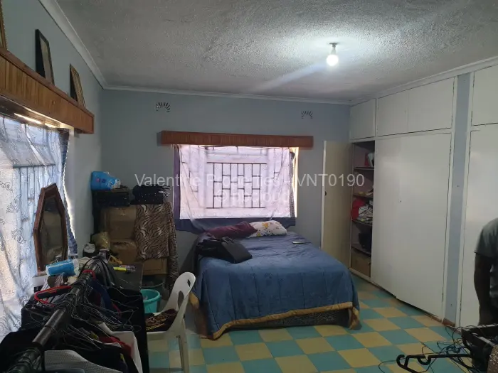 3 Bedroom House for Sale in Mainway Meadows, Harare