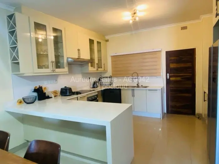 Flat/Apartment to Rent in Kamfinsa, Harare