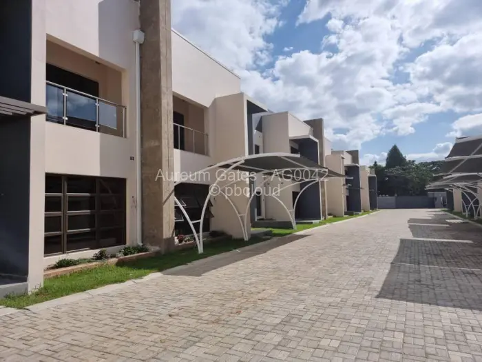 Flat/Apartment to Rent in Kamfinsa, Harare
