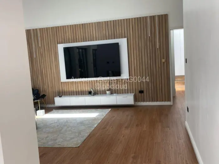 Townhouse/Cluster to Rent in Mount Pleasant