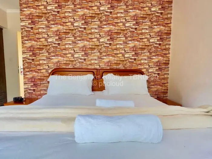 Townhouse/Cluster to Rent in Greencroft, Harare