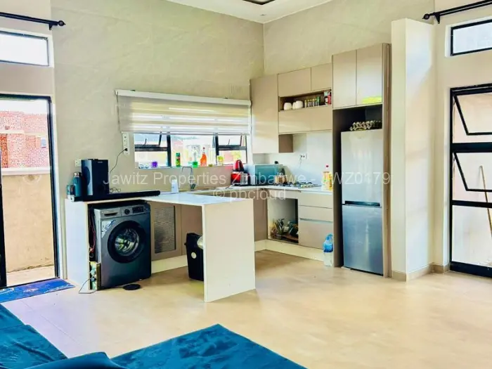 Townhouse/Cluster for Sale in Arlington, Harare