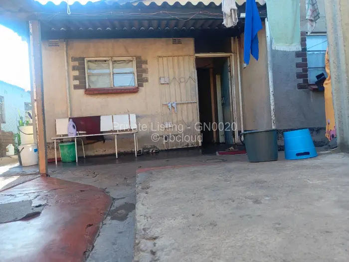 4 Bedroom House for Sale in Highfield, Harare