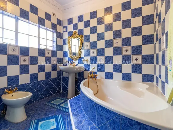 8 Bedroom House for Sale in Avondale - The Ridge, Harare