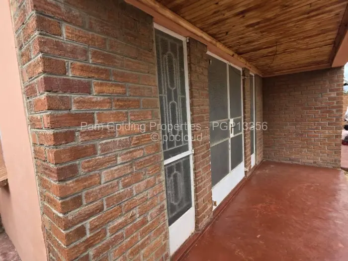 3 Bedroom House for Sale in Pumula South, Bulawayo