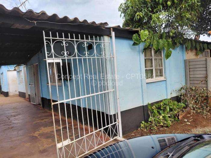 1 Bedroom House for Sale in Dzivarasekwa, Harare