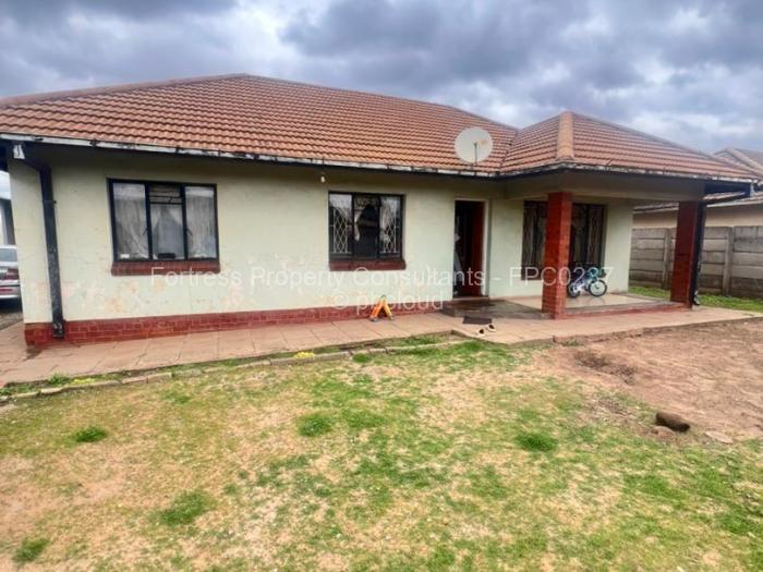 3 Bedroom House to Rent in Houghton Park, Harare