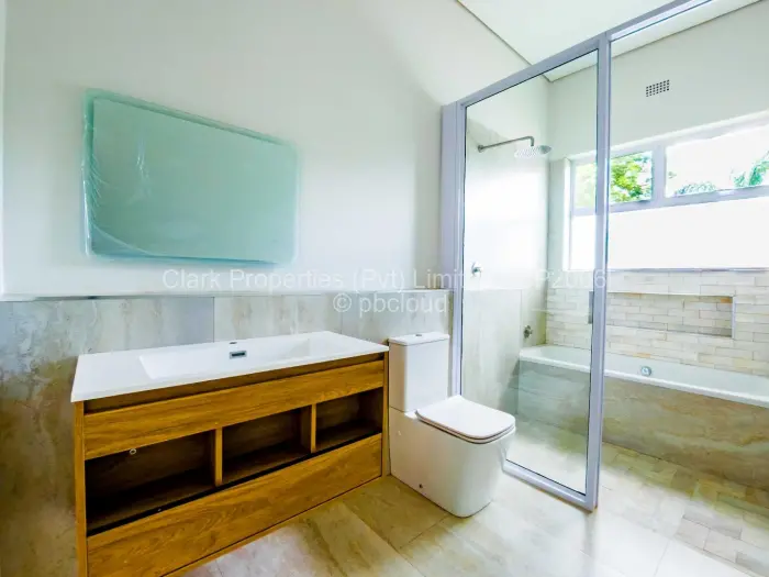 Townhouse/Cluster for Sale in Borrowdale Brooke, Harare