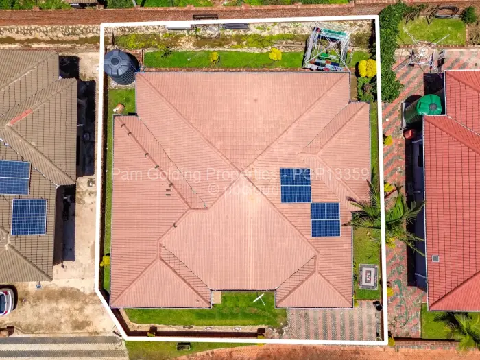 Townhouse/Cluster for Sale in Meyrick Park, Harare