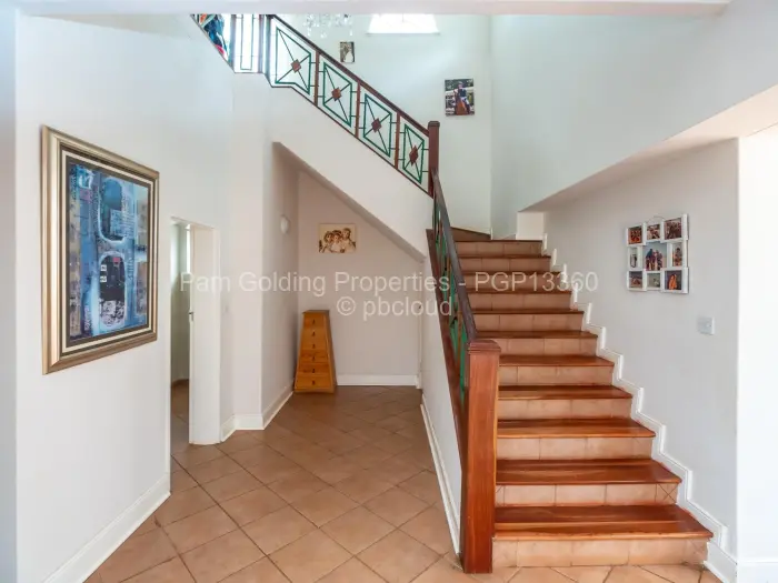 7 Bedroom House for Sale in Kambanji, Harare