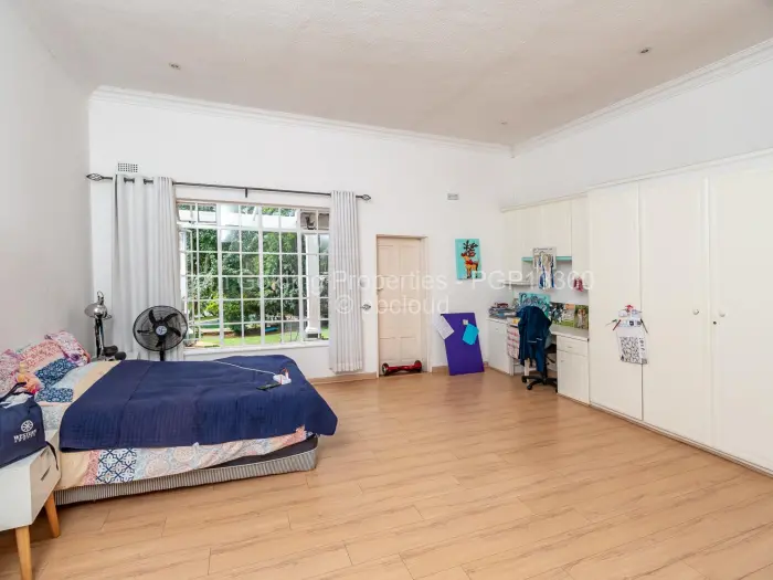 7 Bedroom House for Sale in Kambanji, Harare