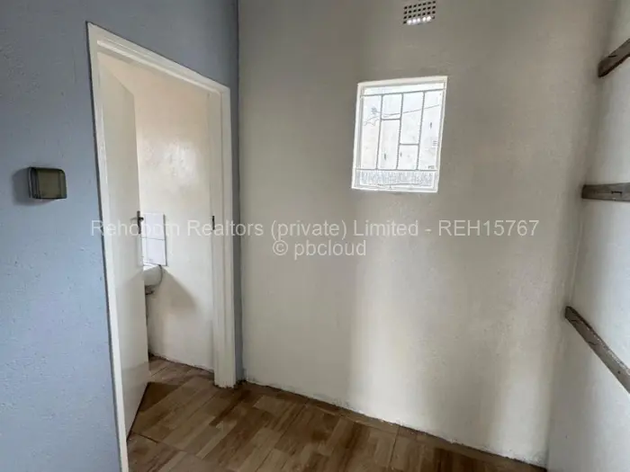 2 Bedroom House to Rent in Budiriro, Harare
