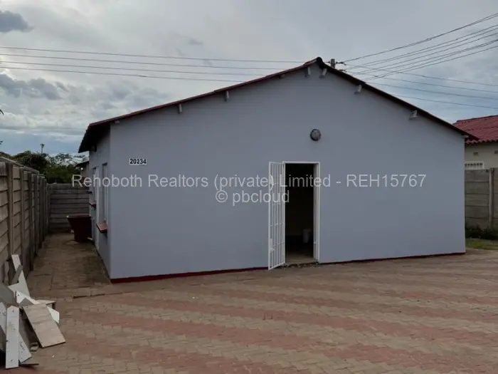 2 Bedroom House to Rent in Budiriro, Harare