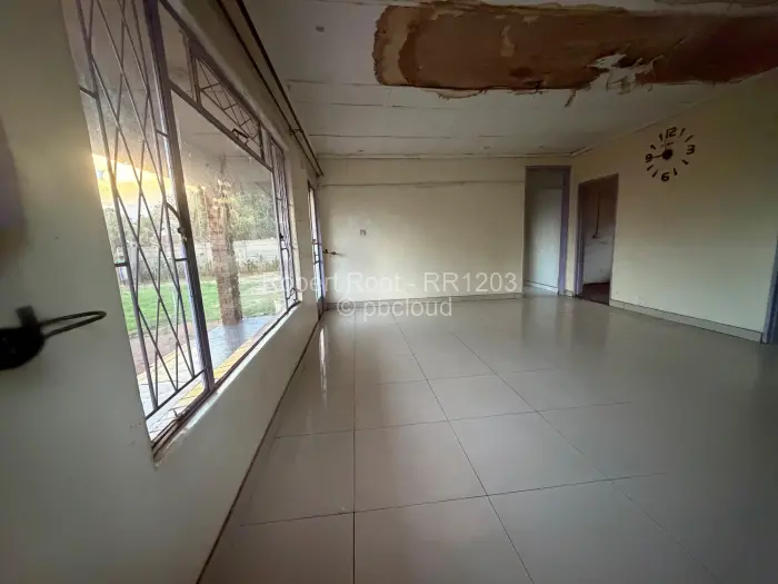 4 Bedroom House for Sale in Warren Park, Harare