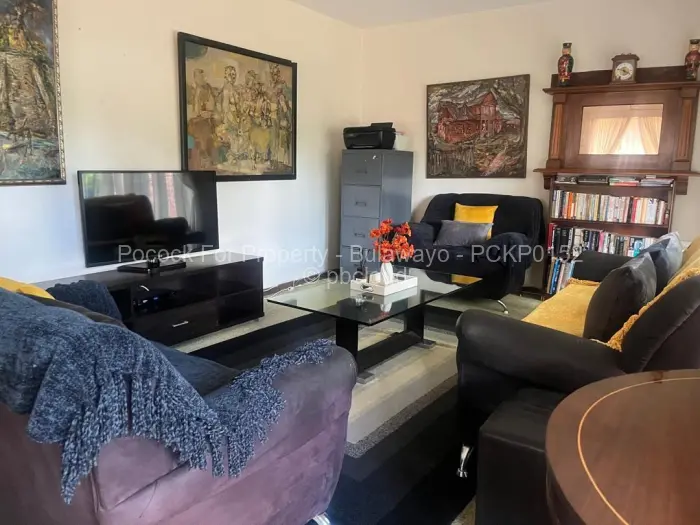 3 Bedroom House for Sale in Bradfield, Bulawayo