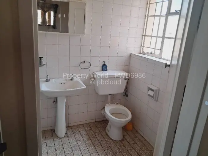 Townhouse/Cluster to Rent in Avondale, Harare